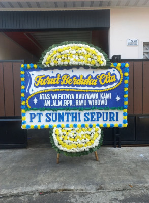 Papan Bunga Duka di Andey