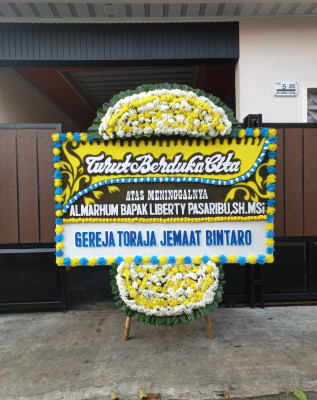 Papan Bunga Duka di Andey