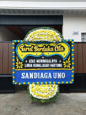 Papan Bunga Duka di Andey